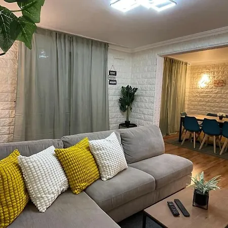 Holiday home Maison Familiale Avec Jardin *